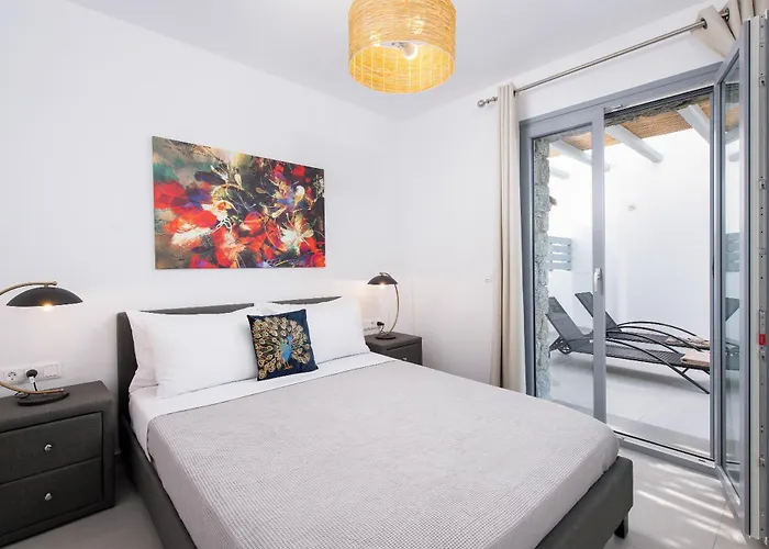 Hosting Moments Private Pool 아노 메라